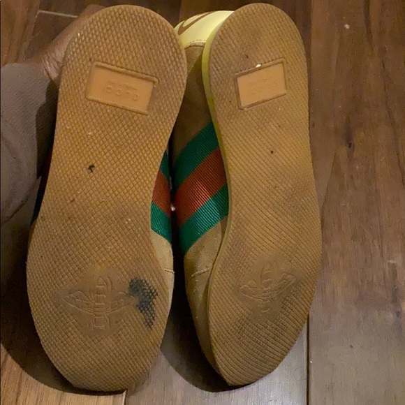 Gucci sneakers ❌❌❌SOLD❌❌❌ - Picture 3 of 4